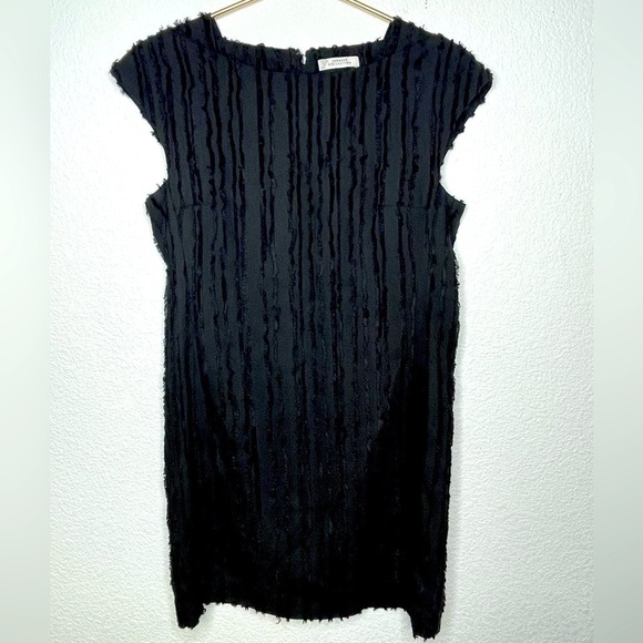 VERSACE dress mini black sleeveless sz 6 or EU 42 vertical texture - Picture 1 of 10
